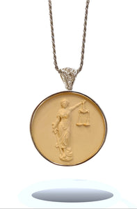 Collana Themis