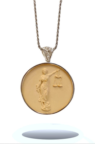 Collana Themis