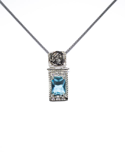 <transcy>Fontana del Principe necklace</transcy>