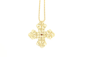 <transcy>Filigree Cross with Ruby</transcy>