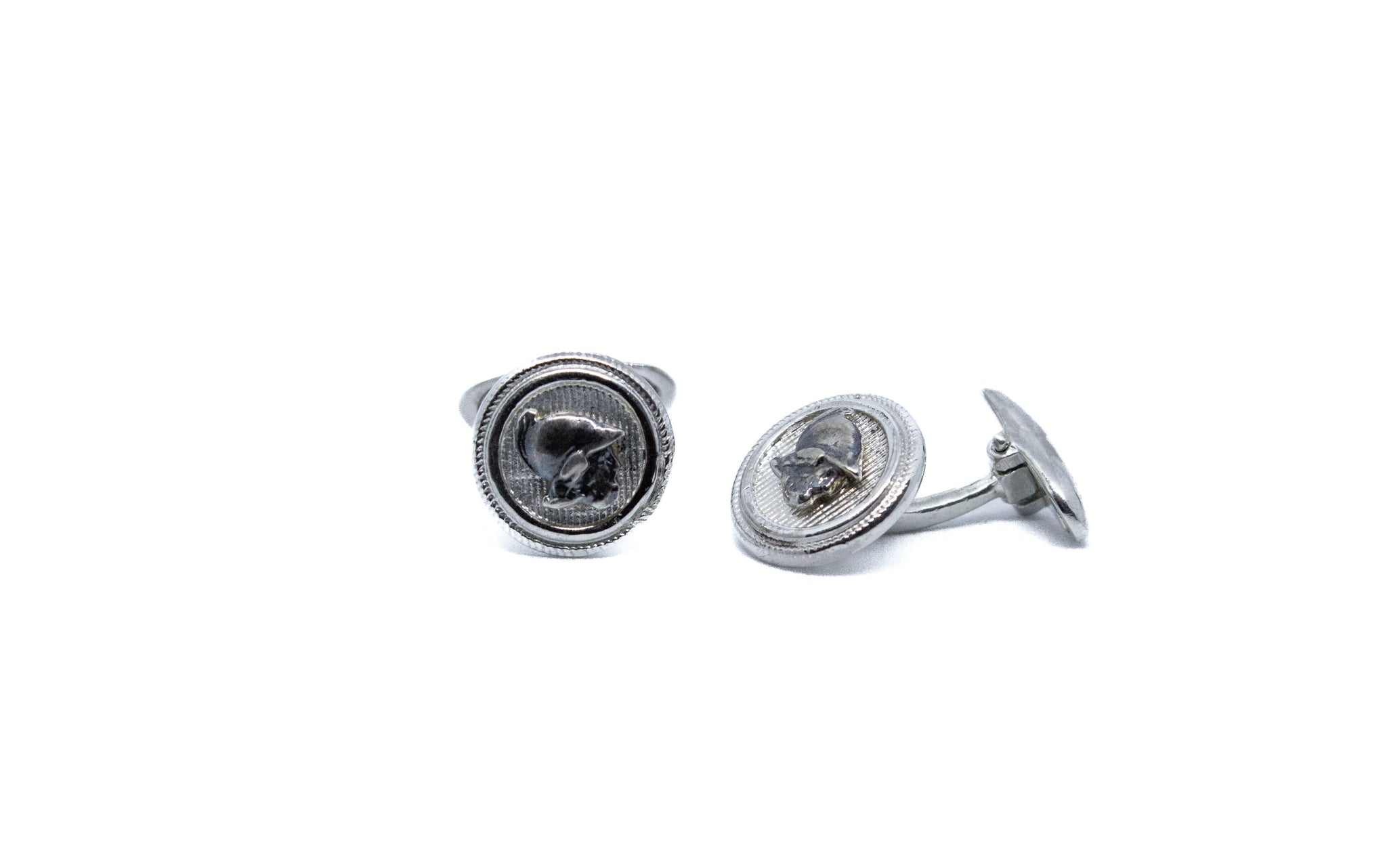 <transcy>Oval cufflinks</transcy>